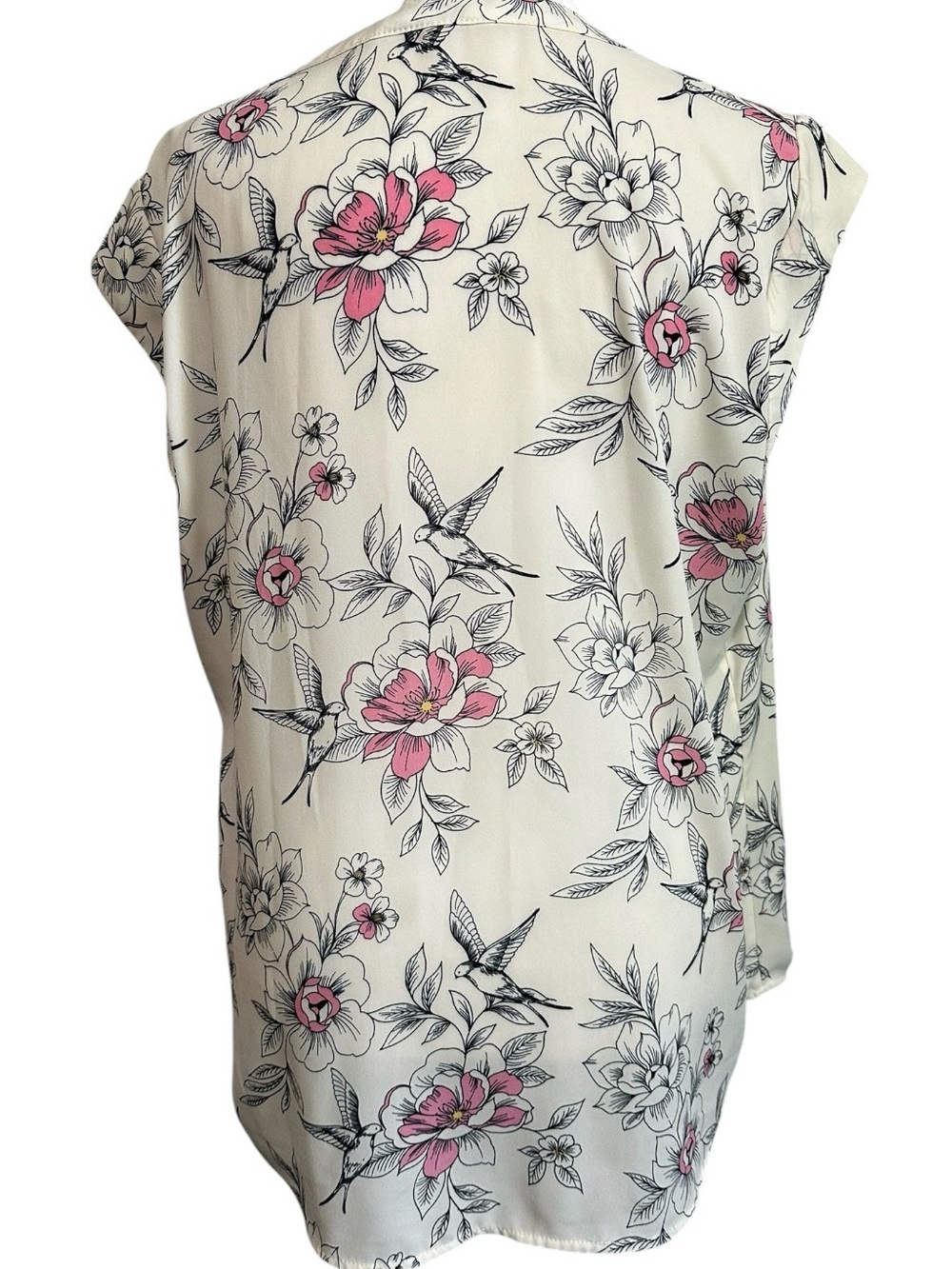 Candie's white Floral Blouse with Pink Accents size L - Picture 4 of 5